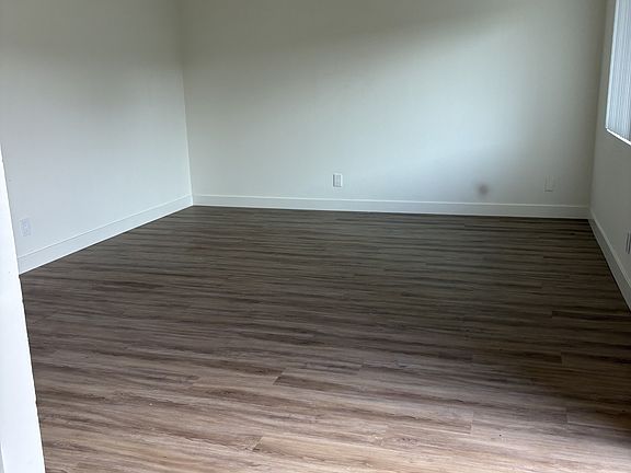 4th image of 9200 Somerset Blvd APT 7