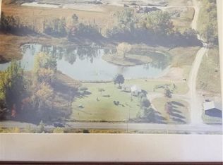 10184 Maple Ridge Rd, Middleport, NY 14105