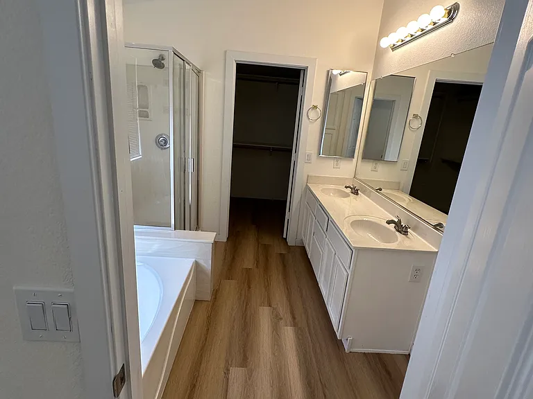 10335 E Idaho Ave — Photo 14