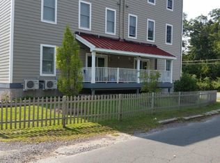 2 Lindbergh Rd APT C, Ringoes, NJ 08551