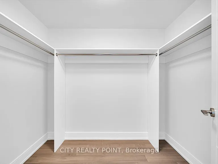 664 Spadina Ave #1101 — Photo 13