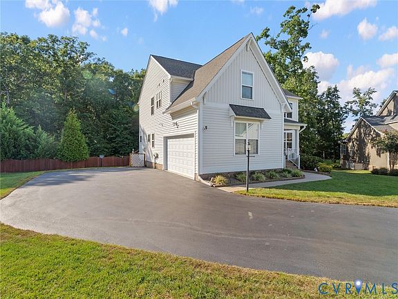 3rd image of 9343 Lavenham Ct
