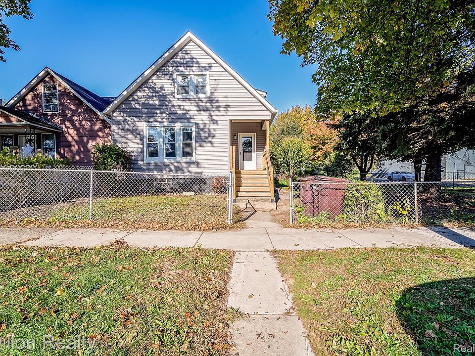 92 Brownlee St, photo 3