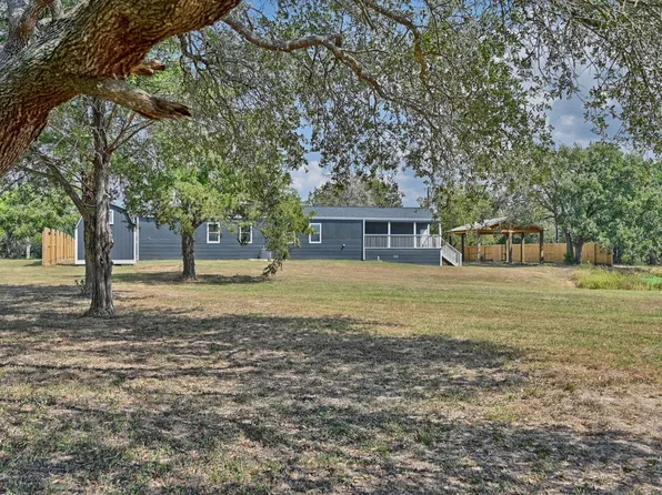 9137 Conner Rd, Washington, TX 77880