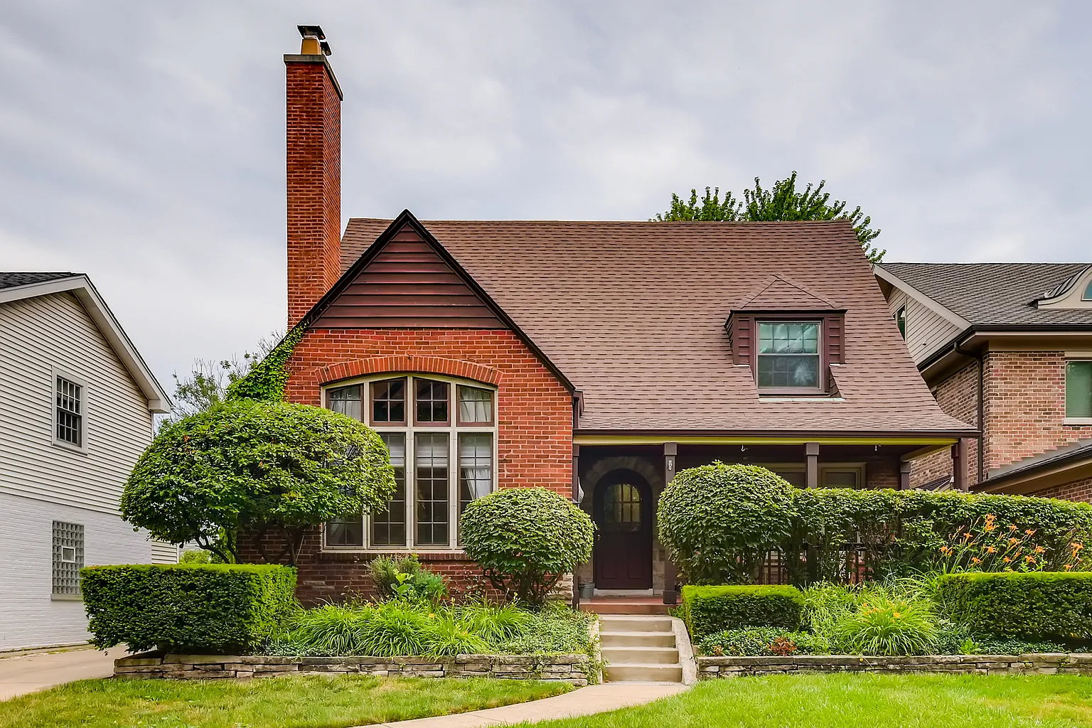 110 Joyce Pl photo 1
