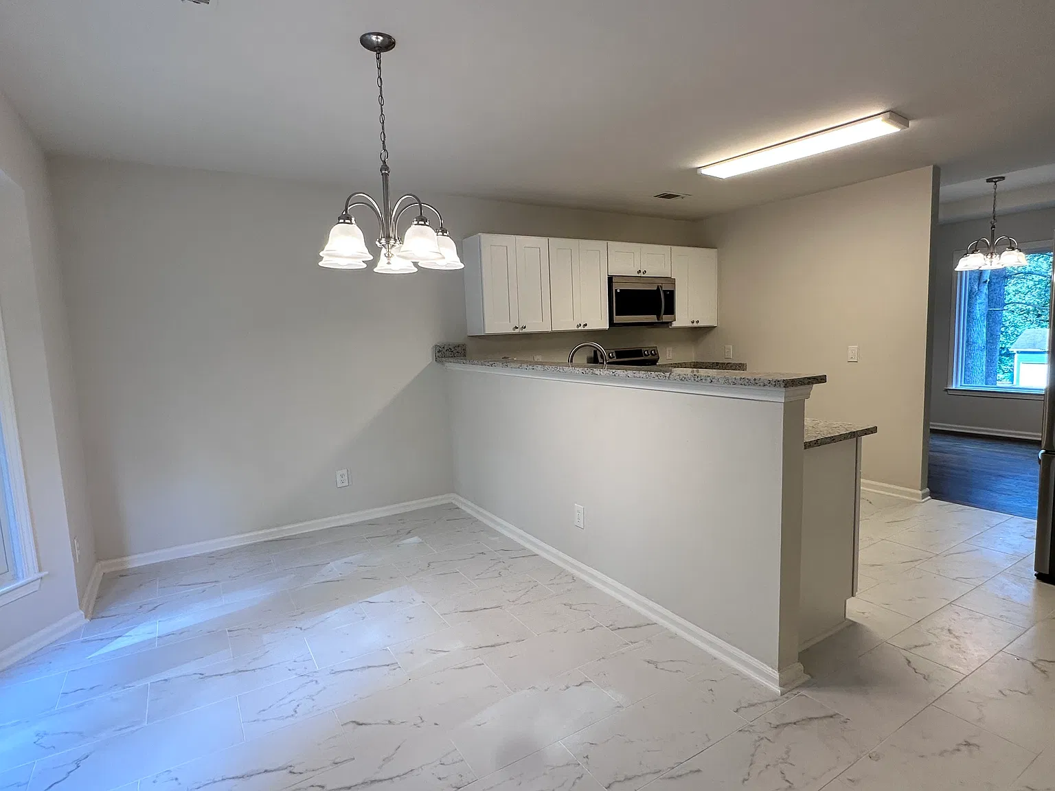 4 bed, 2231 sqft, $2,250 — Photo 4