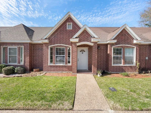 1310 E James St #18, Baytown, TX 77520