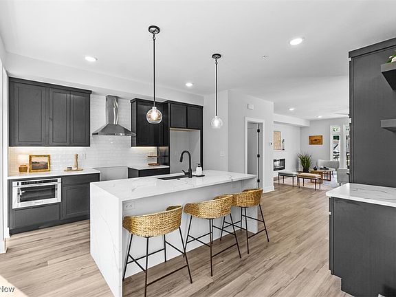 4th image of 1870 E 123rd St #14
