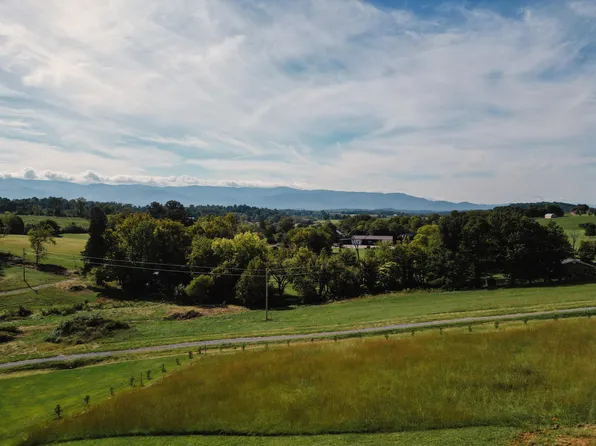 245 Browns Bridge Rd, Greeneville, TN 37745