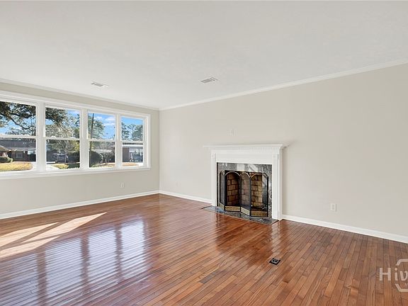 3rd image of 143 Andover Drive