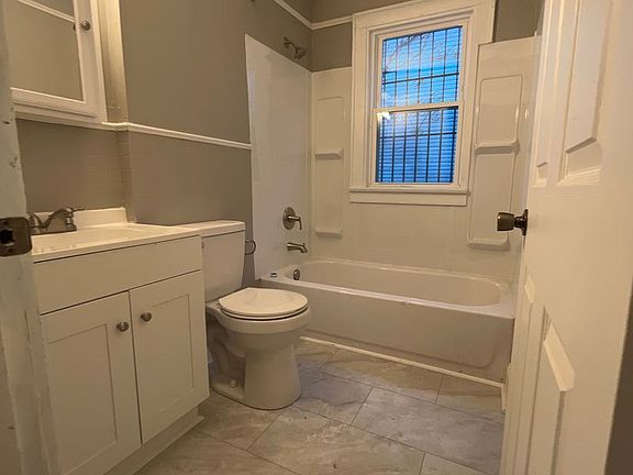 5th image of 1823 E Rich St #1823