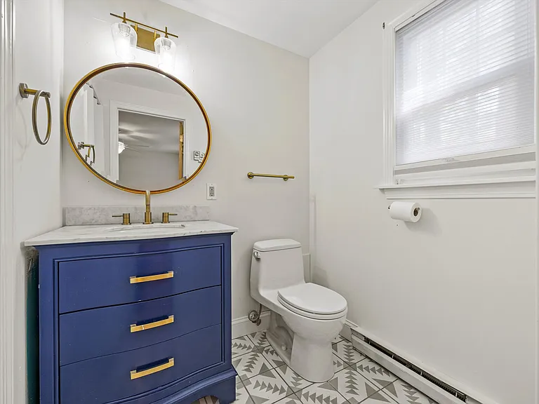7 Dresden Ct — Photo 18