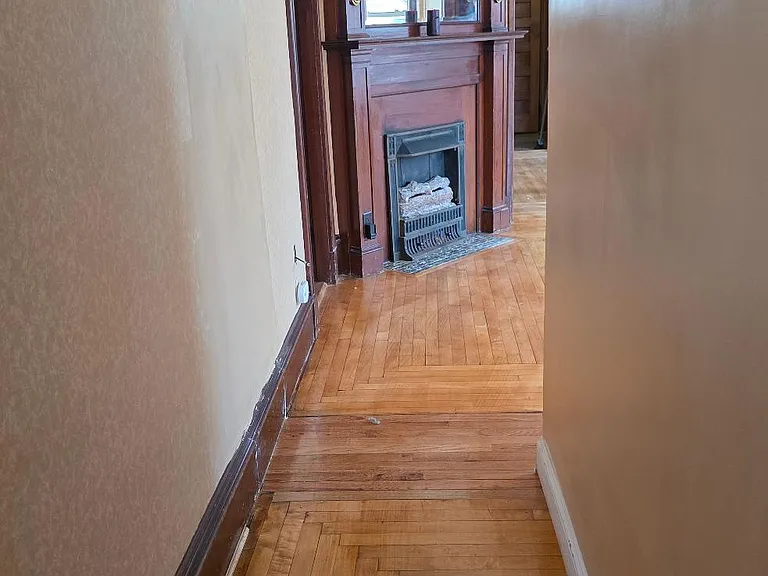 547 Robeson St #2 — Photo 13