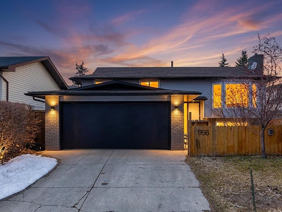 1st image of 956 E Bracewood Rise SW
