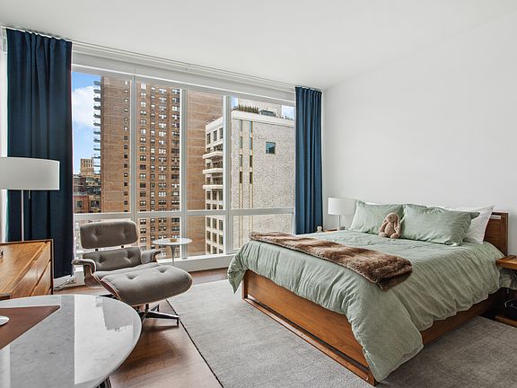 5th image of 151 E 85th St APT 18A