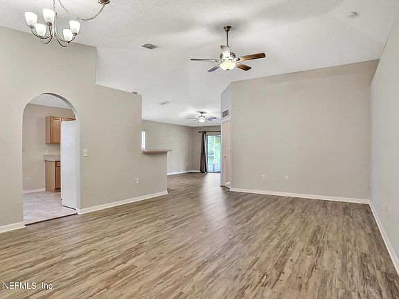 4th image of 8125 Foxdale Dr