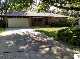 2521 S 58th St, Lincoln, NE 68506