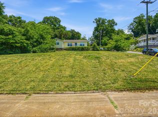 412 W Davidson Ave, Gastonia, NC 28052