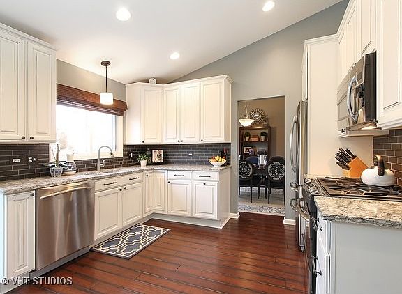 5th image of 1203 W Weston Dr