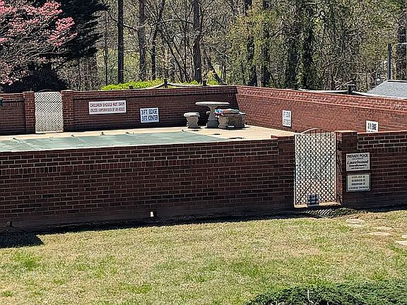 2nd image of 57 Laurelwood Dr
