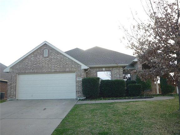 3rd image of 1313 Westridge Dr