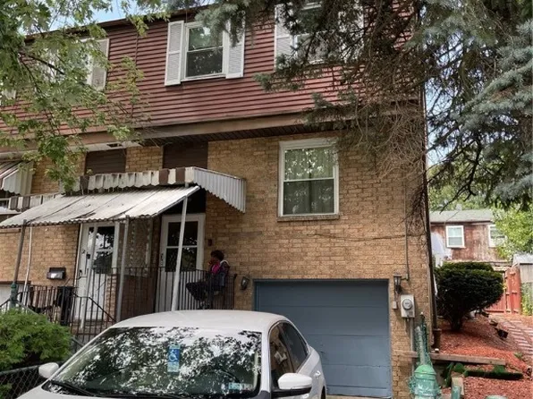 429 Enright Ct, Pittsburgh, PA 15206