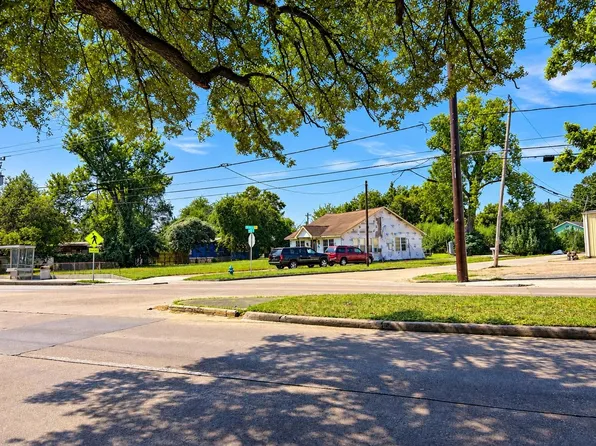 7713 Airline Dr, Houston, TX 77037