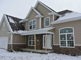 7923 N Woodbridge Rd, Monclova, OH 43542