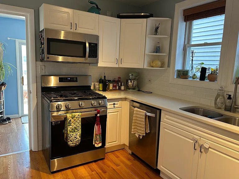 2443 W Warner Ave #2 — Photo 2