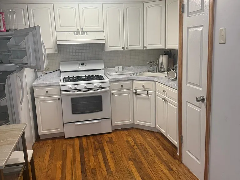 40 Hemlock Ln — Photo 6