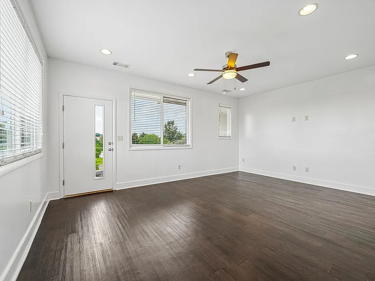 1525 Forest Lake Dr #1585 — Photo 46