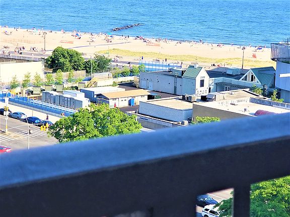 4th image of 601 Surf Ave #M