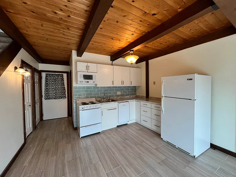 576 Francestown Rd #13 — Photo 4