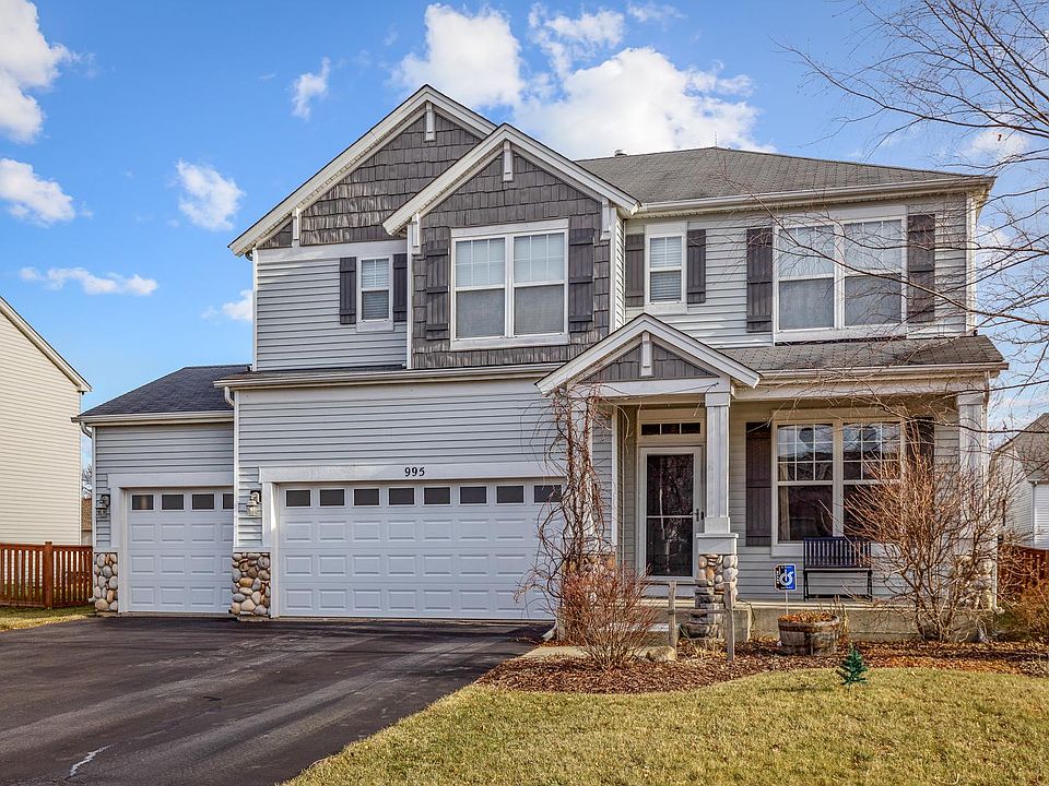 1st image of 995 Christine Ln
