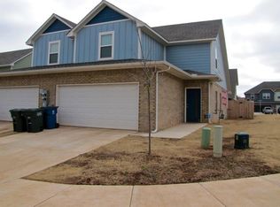 2208 Camino Del Plaza Ln Ln, Edmond, OK 73013