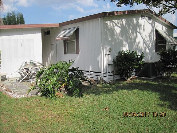 3rd image of 1241 Belmont Cir