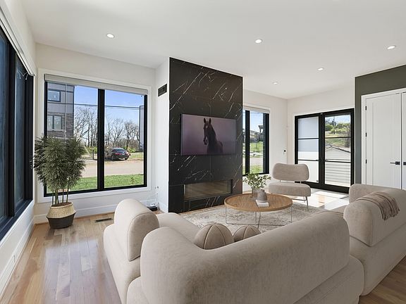 5th image of 6012B Hill Cir