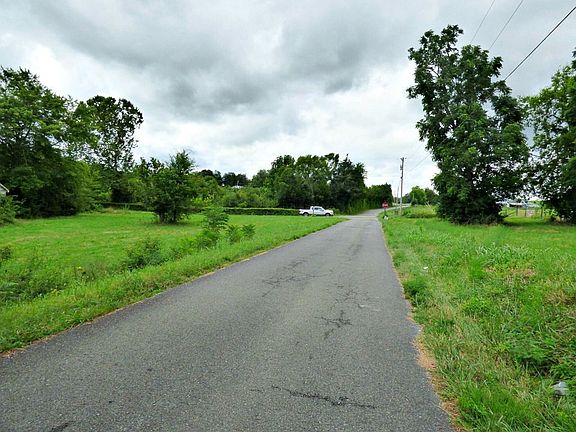 5th image of 1 Cody Rd