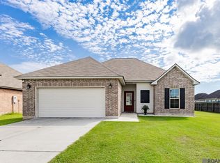 7049 E Sunset Loop, Addis, LA 70710