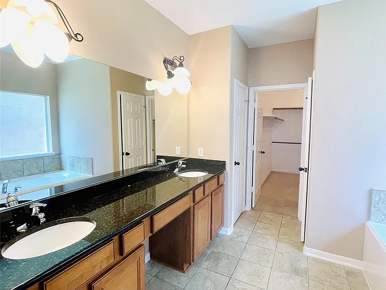 6326 Bennington Springs Dr — Photo 15