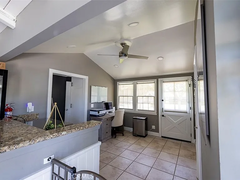 13591 Flint Dr — Photo 23