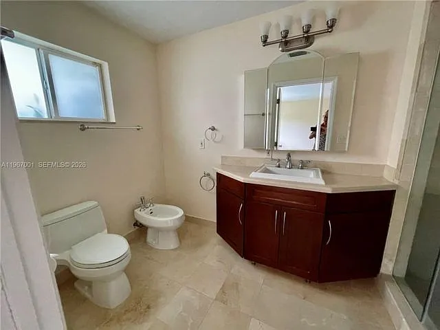 10672 SW 77th Ave — Photo 4