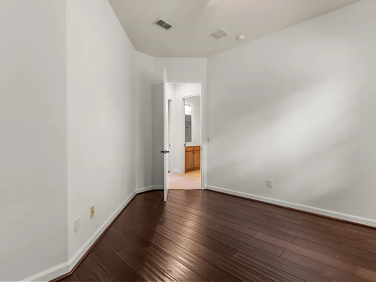 1125 Bolton Pl #A — Photo 3