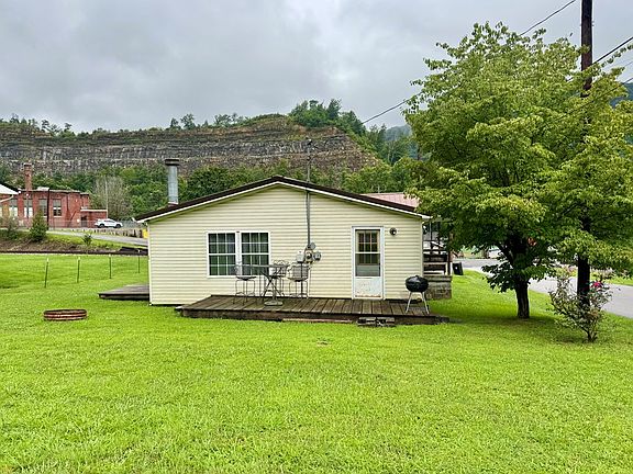 4th image of 158 Caloric Rd