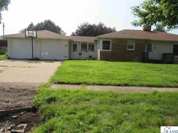 406 S Linton St, Blue Earth, MN 56013