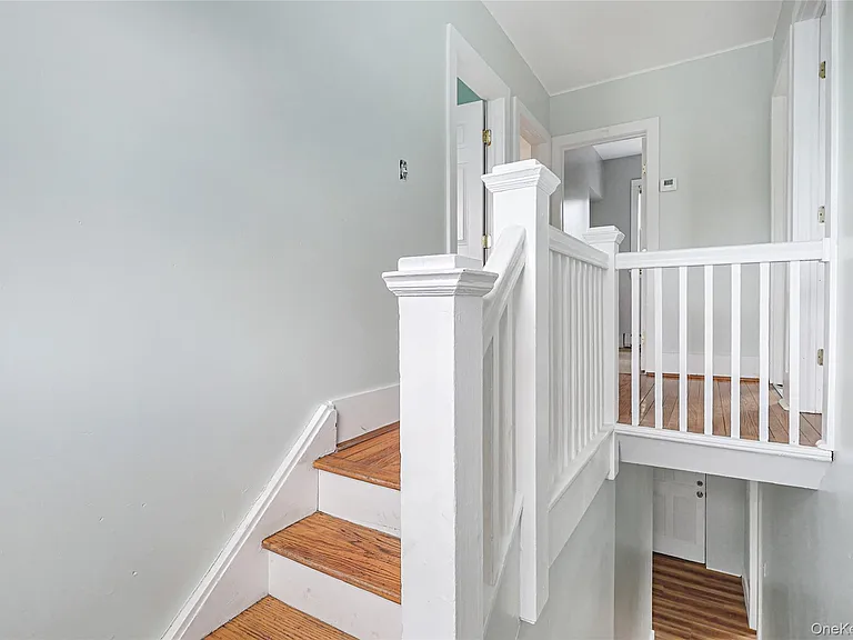492 Liberty St — Photo 36
