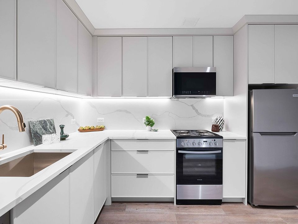 1st image of 788 Willoughby Ave #525