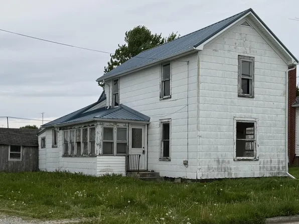 147 W Brown Ave, Carey, OH 43316