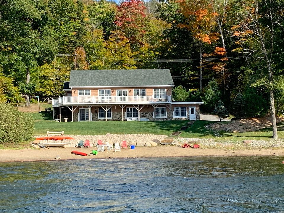 1st image of 27 Guise Point Way
