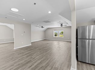 1102 Broad St #E, New Bern, NC 28560
